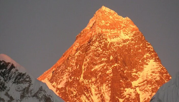 rsz_1everest-banner